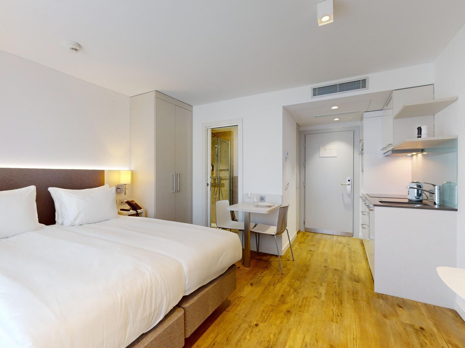 Nonanteneuf Appart Hotel Vevey - Contactless Check-In Номер фото