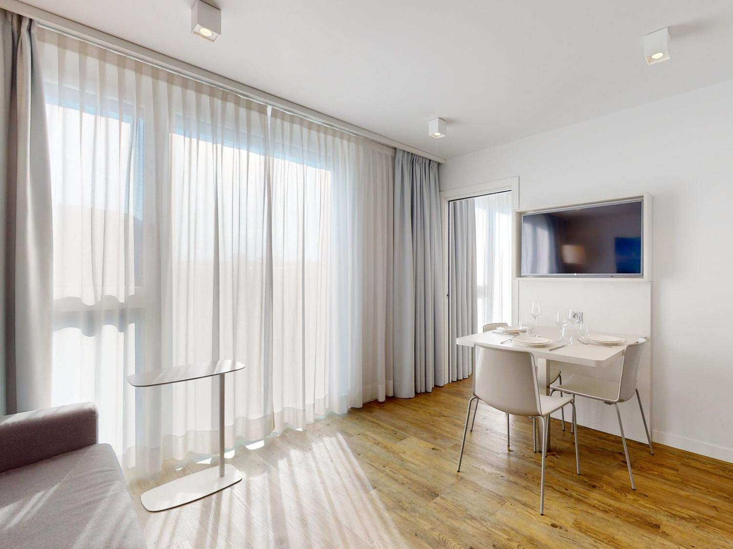 Nonanteneuf Appart Hotel Vevey - Contactless Check-In Экстерьер фото