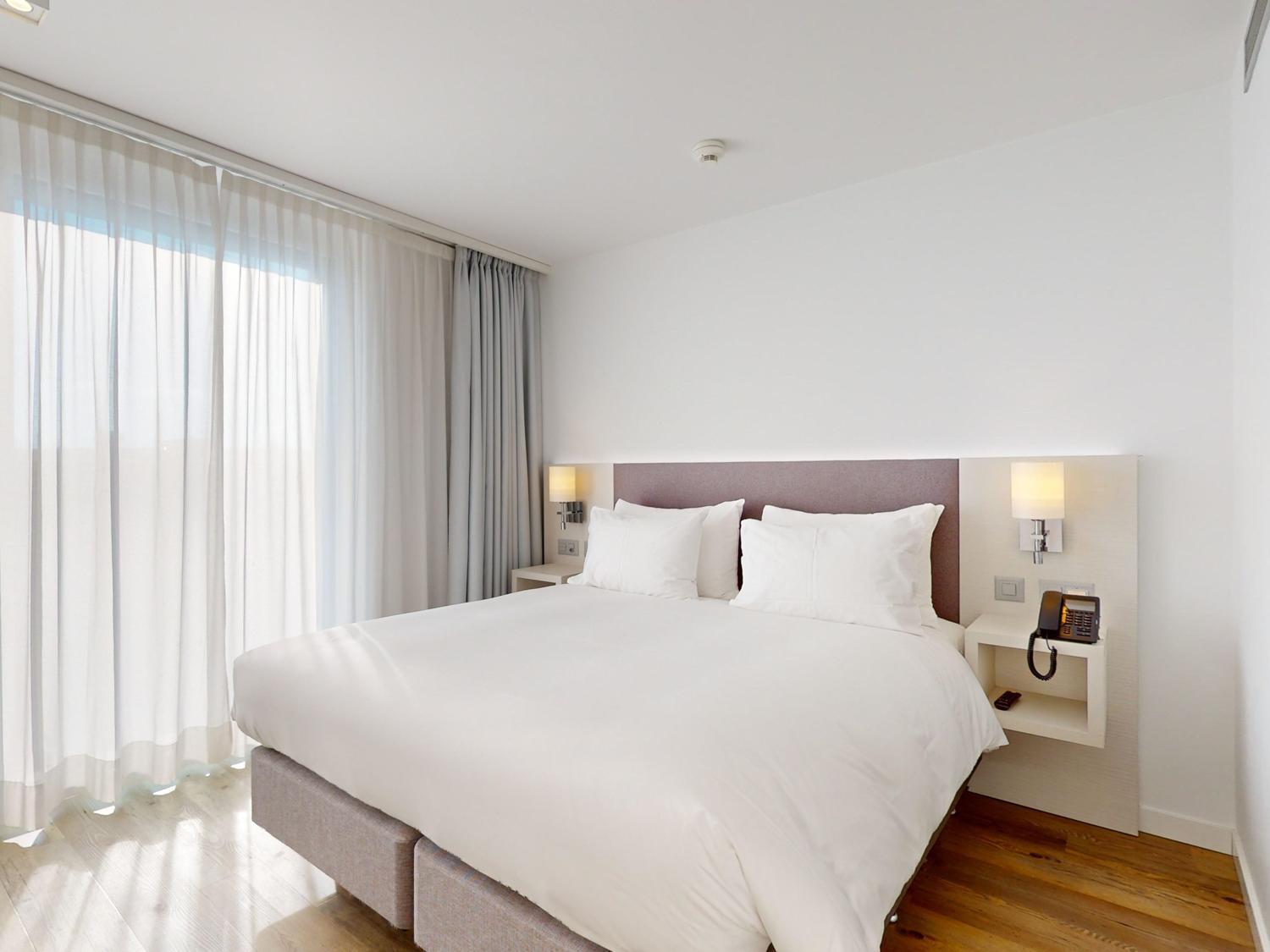 Nonanteneuf Appart Hotel Vevey - Contactless Check-In Экстерьер фото
